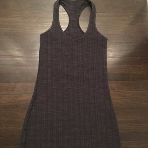 Lululemon Ziggy wee stripe CRB size 6